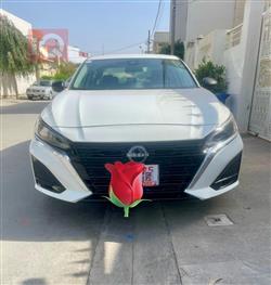 نيسان ألتيما